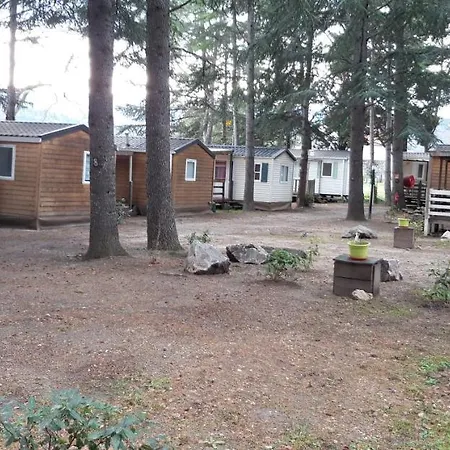 Kamp alanı La Source 2*