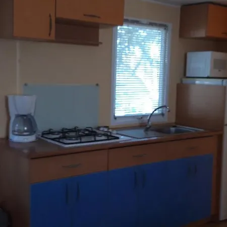 La Source Кемпинг 2*