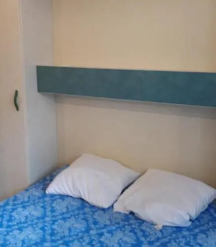 La Source Κάμπινγκ