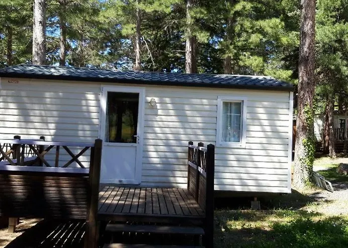 Κάμπινγκ La Source Sournia